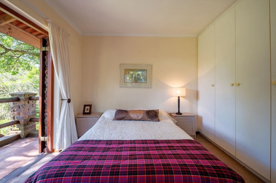 To Let 4 Bedroom Property for Rent in Brenton On Lake Western Cape
